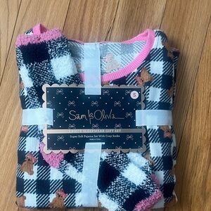 Sam & Olivia Plaid Pajama Set with Socks